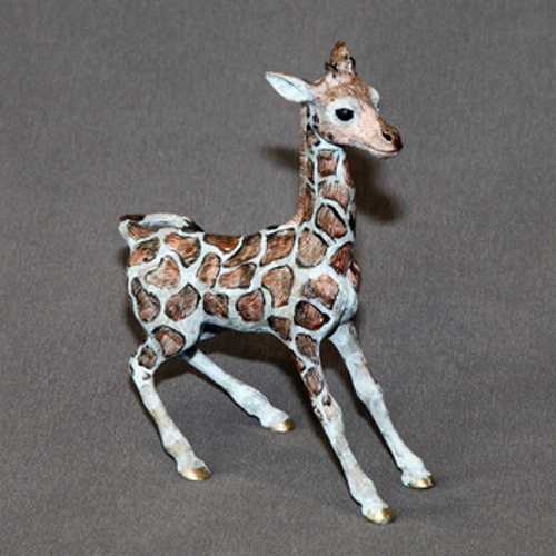 giraffe_figurine_1